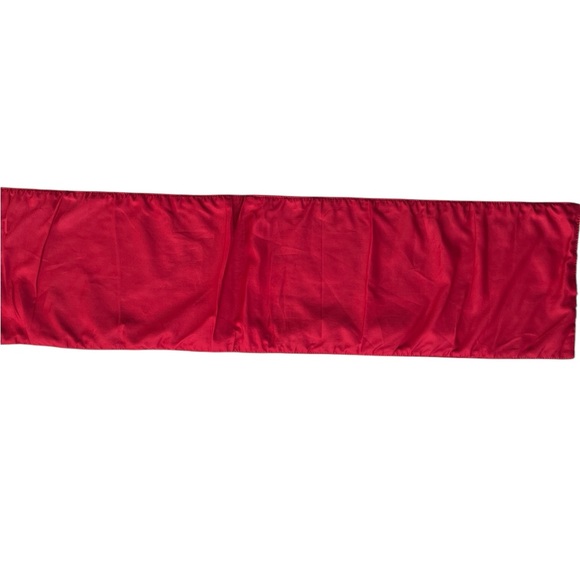 Embroidered Holiday Runner - Picture 2 of 3